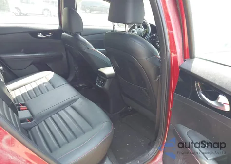 2021 Kia Forte Gt из США, поврежденный, VIN 3KPF44ACXME274284